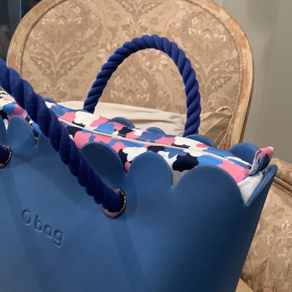 OBAG TOTE BEAUTIFUL BLUE COLOR - Picture 2 of 10